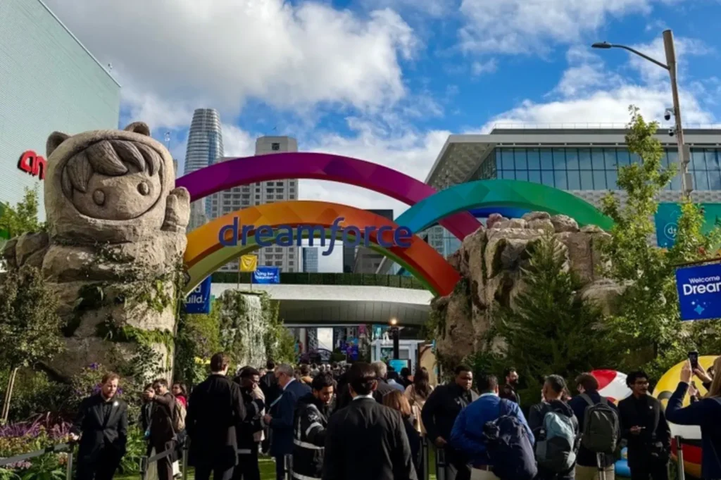 dreamforce 2026 rainbow structure